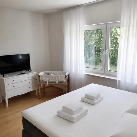 Ulla Am Eifelsteig - Krimistadt