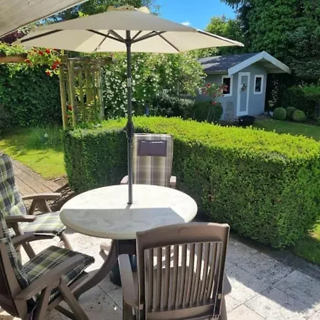 Ulla Am Eifelsteig - Krimistadt Semesterbostad Hillesheim (Vulkaneifel)